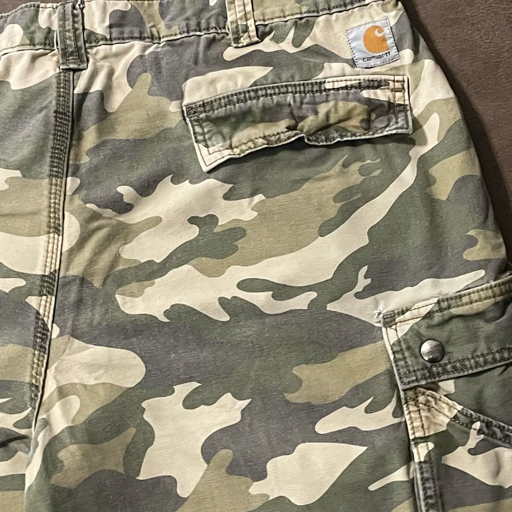 Carhartt Rugged Canvas Cargo Shorts Men’s 38 Relaxed Fit Camo Utility